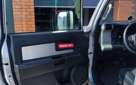 Toyota FJ Cruiser, 2007 год, 2 399 000 рублей, 4 фотография