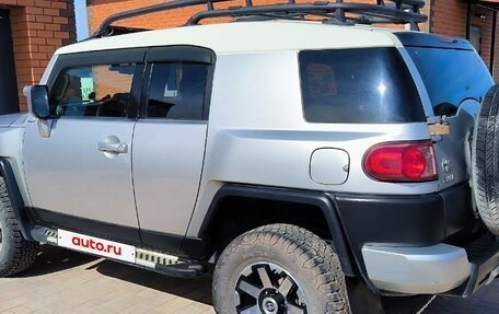 Toyota FJ Cruiser, 2007 год, 2 399 000 рублей, 3 фотография