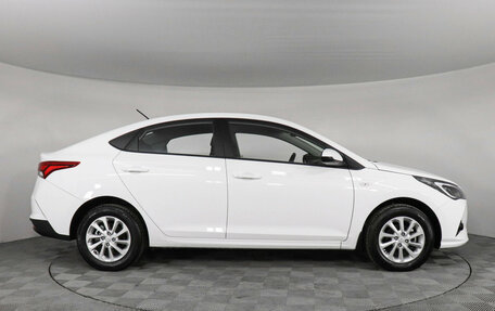 Hyundai Solaris II рестайлинг, 2021 год, 1 835 000 рублей, 4 фотография