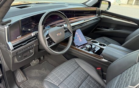 Cadillac Escalade V, 2025 год, 24 200 000 рублей, 10 фотография