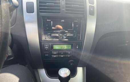 Hyundai Tucson III, 2008 год, 1 050 000 рублей, 24 фотография