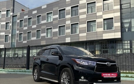 Toyota Highlander III, 2014 год, 2 440 000 рублей, 3 фотография