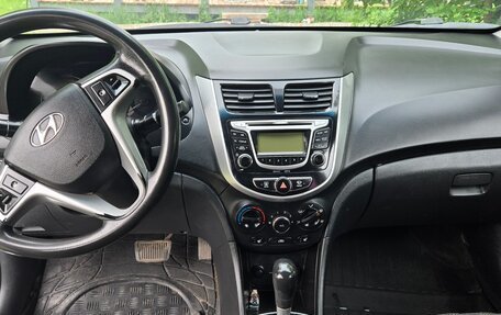 Hyundai Solaris II рестайлинг, 2013 год, 760 000 рублей, 5 фотография