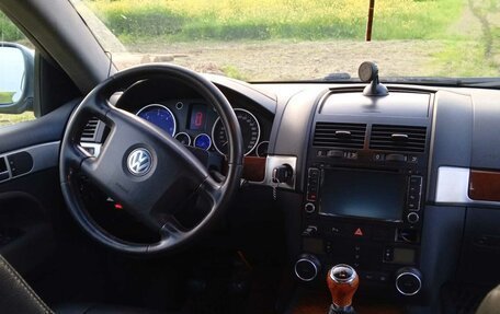 Volkswagen Touareg III, 2006 год, 900 000 рублей, 7 фотография