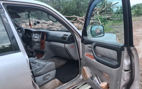 Toyota Land Cruiser 100 рестайлинг 2, 2003 год, 1 590 000 рублей, 4 фотография
