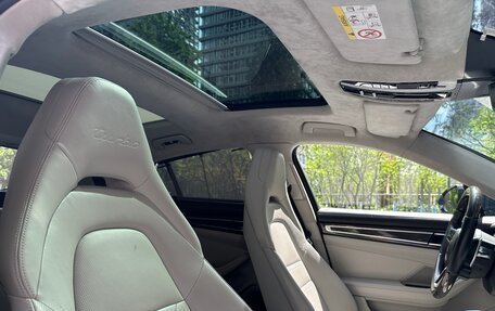 Porsche Panamera II рестайлинг, 2017 год, 8 280 000 рублей, 26 фотография