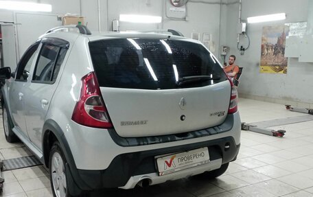 Renault Sandero I, 2013 год, 600 000 рублей, 4 фотография