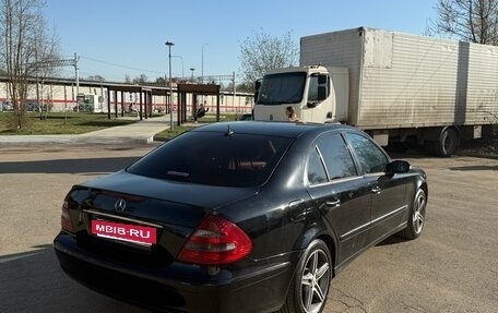 Mercedes-Benz E-Класс, 2003 год, 1 000 000 рублей, 5 фотография