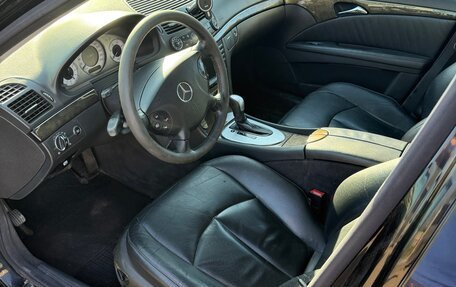 Mercedes-Benz E-Класс, 2003 год, 1 000 000 рублей, 9 фотография