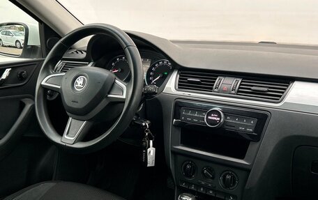 Skoda Rapid I, 2015 год, 898 800 рублей, 14 фотография