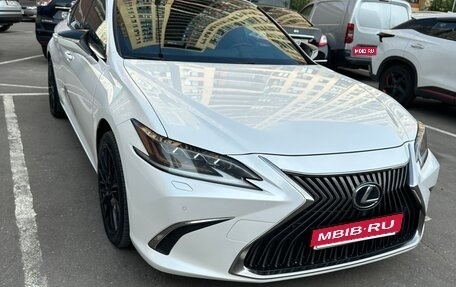 Lexus ES VII, 2019 год, 5 400 000 рублей, 1 фотография