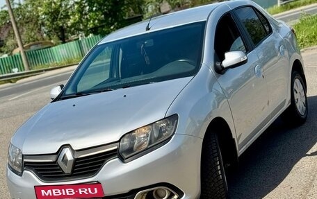 Renault Logan II, 2015 год, 440 000 рублей, 4 фотография