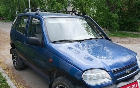 Chevrolet Niva I рестайлинг, 2006 год, 195 000 рублей, 11 фотография