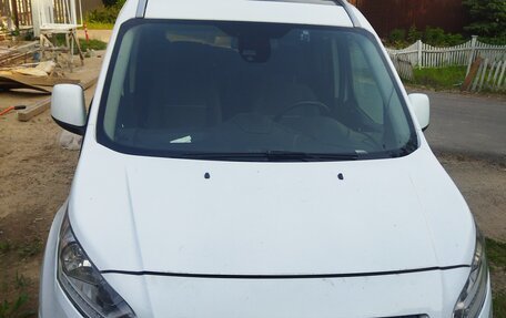 Ford Tourneo Connect II рестайлинг, 2017 год, 1 800 000 рублей, 1 фотография