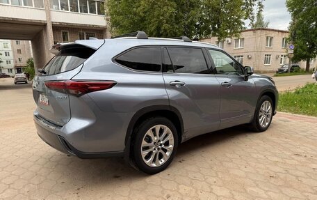 Toyota Highlander, 2021 год, 4 150 000 рублей, 4 фотография