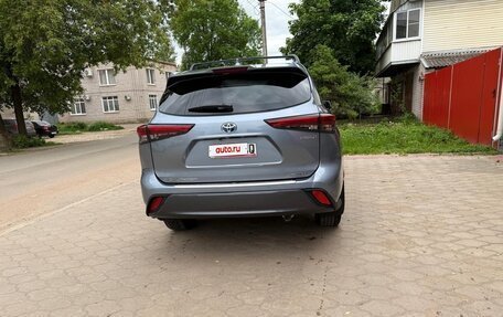 Toyota Highlander, 2021 год, 4 150 000 рублей, 12 фотография