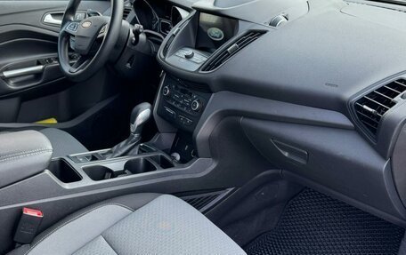 Ford Escape III, 2018 год, 1 790 000 рублей, 8 фотография