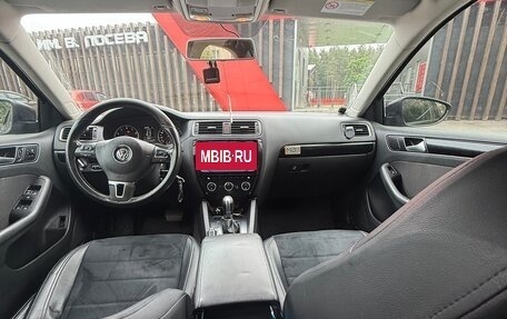 Volkswagen Jetta VI, 2012 год, 1 270 000 рублей, 3 фотография