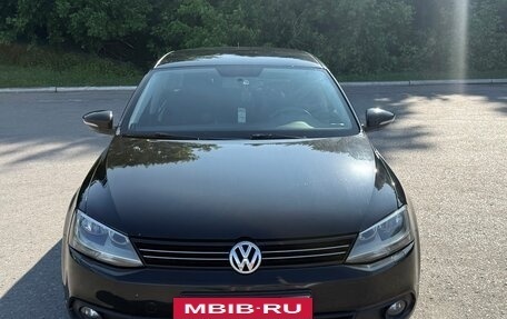 Volkswagen Jetta VI, 2012 год, 1 270 000 рублей, 8 фотография