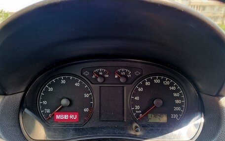 Volkswagen Polo IV рестайлинг, 2003 год, 590 000 рублей, 13 фотография