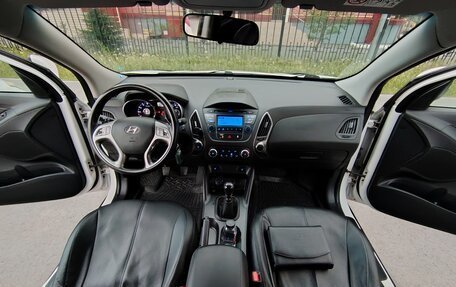 Hyundai ix35 I рестайлинг, 2014 год, 1 350 000 рублей, 18 фотография