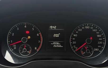 Volkswagen Jetta VI, 2012 год, 900 000 рублей, 22 фотография