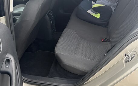 Volkswagen Jetta VI, 2012 год, 900 000 рублей, 20 фотография