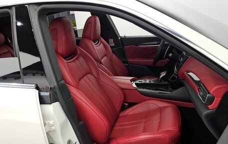 Maserati Levante I, 2022 год, 5 979 000 рублей, 9 фотография