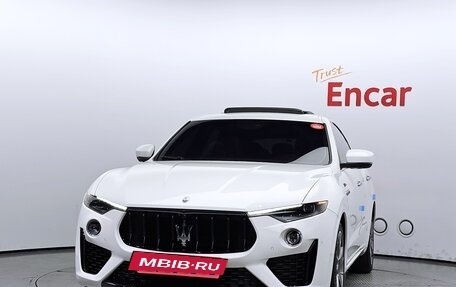 Maserati Levante I, 2022 год, 5 979 000 рублей, 2 фотография
