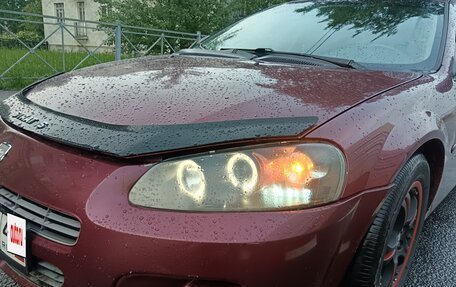 Dodge Stratus II, 2001 год, 200 000 рублей, 1 фотография