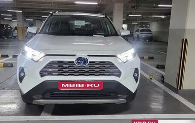 Toyota RAV4, 2023 год, 4 923 000 рублей, 1 фотография
