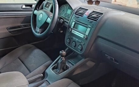Volkswagen Golf V, 2008 год, 580 000 рублей, 4 фотография