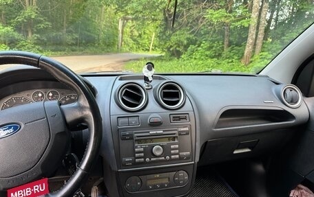 Ford Fiesta, 2006 год, 365 000 рублей, 13 фотография
