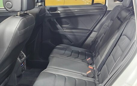 Volkswagen Tiguan, 2023 год, 4 381 000 рублей, 11 фотография