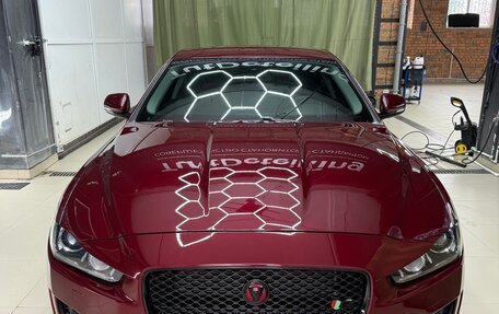 Jaguar XE I рестайлинг, 2016 год, 2 100 000 рублей, 5 фотография