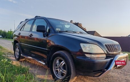 Lexus RX IV рестайлинг, 2001 год, 840 000 рублей, 11 фотография