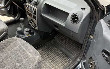 Renault Logan I, 2006 год, 680 000 рублей, 15 фотография