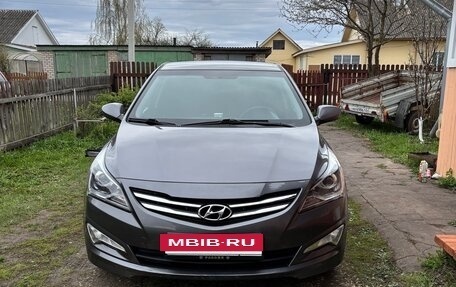 Hyundai Solaris II рестайлинг, 2015 год, 950 000 рублей, 3 фотография