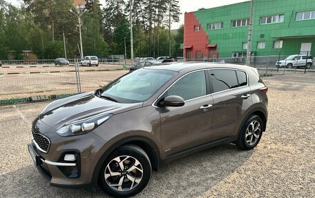 KIA Sportage IV рестайлинг, 2019 год, 2 090 000 рублей, 1 фотография