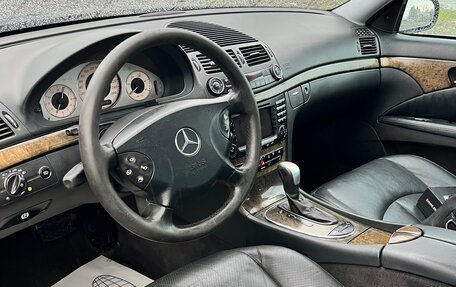 Mercedes-Benz E-Класс, 2003 год, 870 000 рублей, 10 фотография