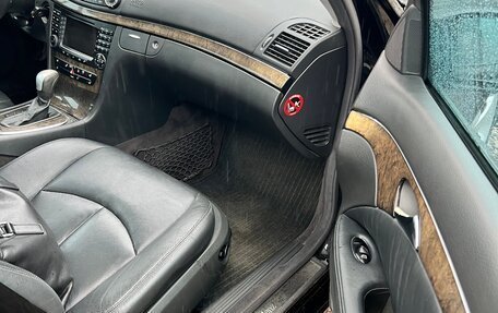Mercedes-Benz E-Класс, 2003 год, 870 000 рублей, 12 фотография