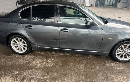 BMW 5 серия, 2008 год, 1 090 000 рублей, 8 фотография