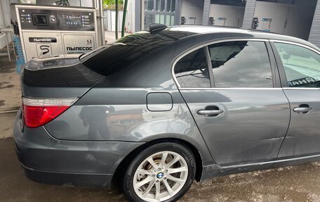 BMW 5 серия, 2008 год, 1 090 000 рублей, 7 фотография