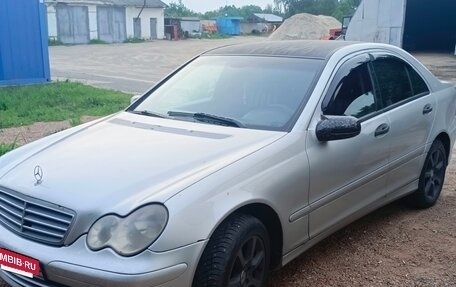 Mercedes-Benz C-Класс, 2004 год, 520 000 рублей, 2 фотография