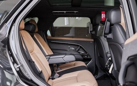 Land Rover Range Rover Sport, 2024 год, 17 800 000 рублей, 12 фотография