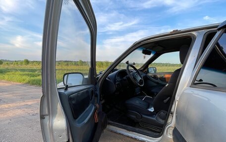 Chevrolet Niva I рестайлинг, 2004 год, 250 000 рублей, 15 фотография