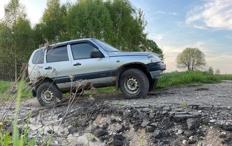 Chevrolet Niva I рестайлинг, 2004 год, 250 000 рублей, 13 фотография