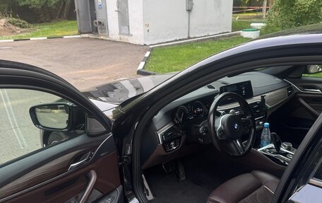 BMW 5 серия, 2017 год, 4 800 000 рублей, 8 фотография