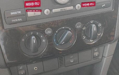Ford Focus II рестайлинг, 2006 год, 400 000 рублей, 18 фотография