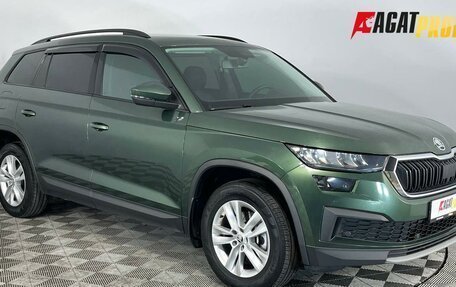 Skoda Kodiaq I, 2021 год, 2 800 000 рублей, 3 фотография